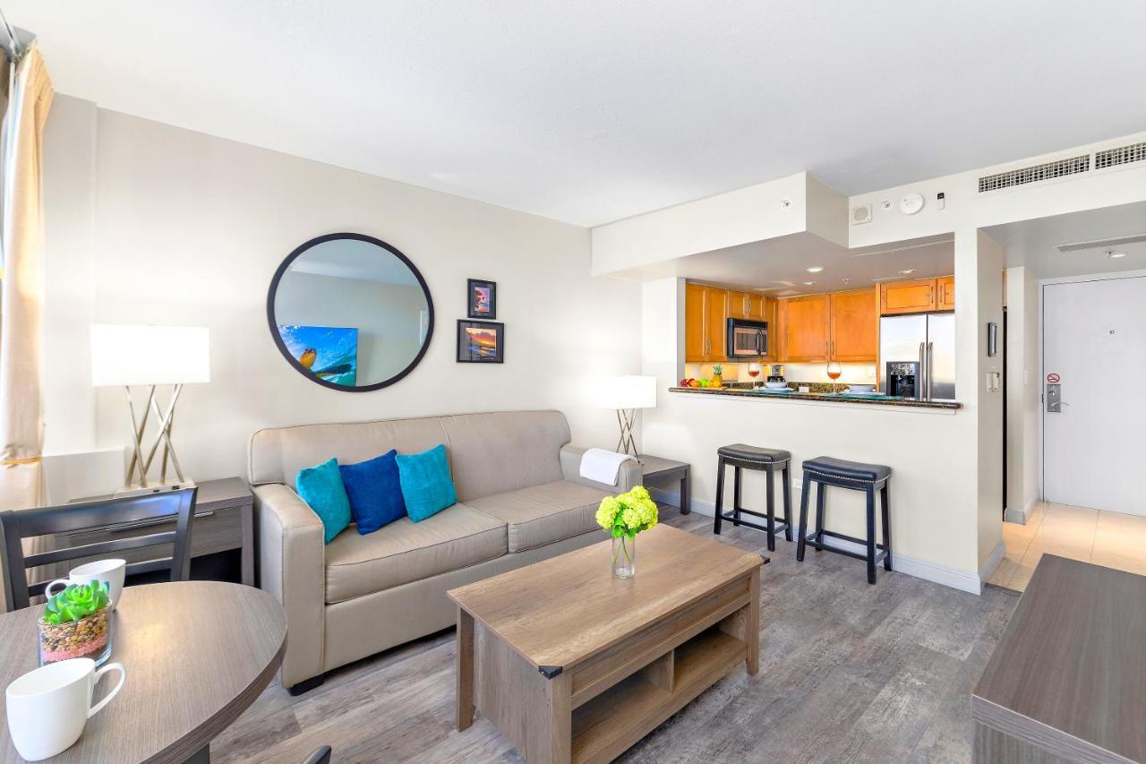 Renovated With City View At Aqua Palms Waikiki Honolulu Eksteriør bilde