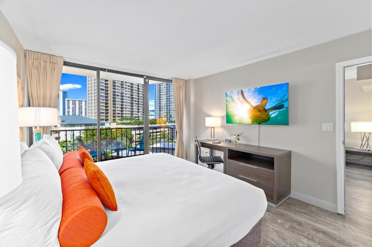 Renovated With City View At Aqua Palms Waikiki Honolulu Eksteriør bilde