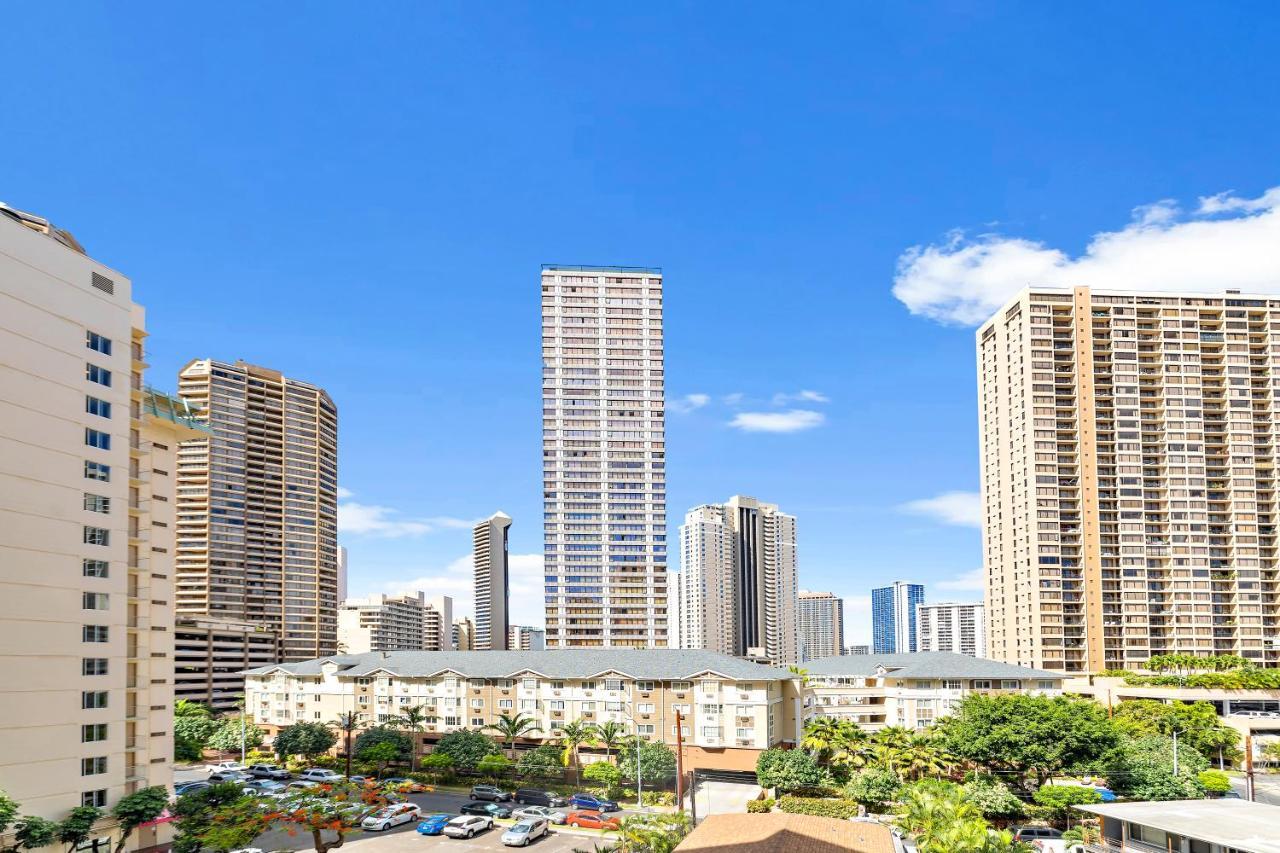 Renovated With City View At Aqua Palms Waikiki Honolulu Eksteriør bilde