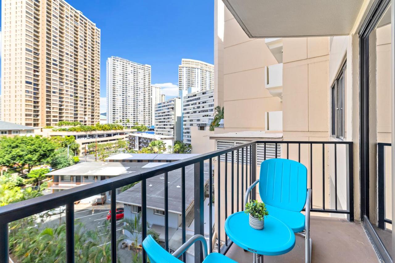 Renovated With City View At Aqua Palms Waikiki Honolulu Eksteriør bilde